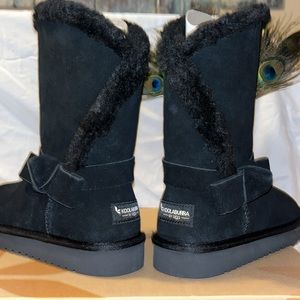 UGG koolaburra!  BRAND NEW !!! NEVER BEEN WORN!! W ARLENA SHORT BOOT SIZE 7 US